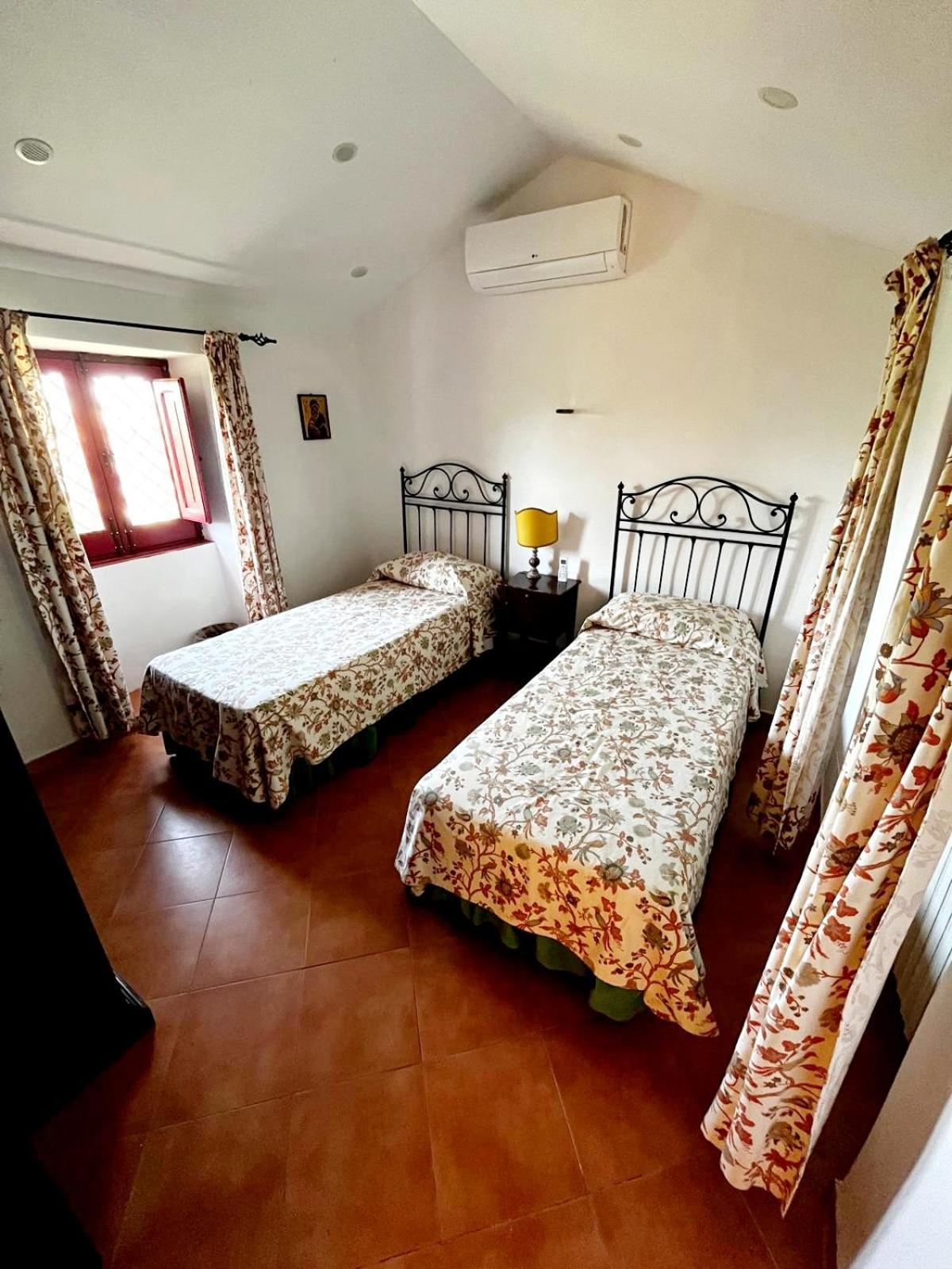 Masseria Rossella Piana Degli Albanesi Room photo